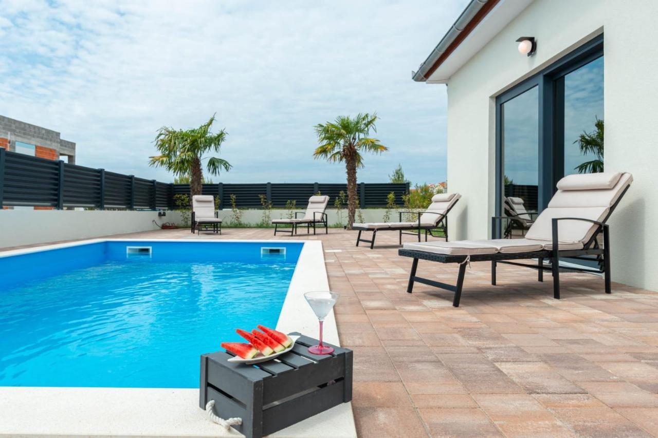 Luxury With A Swimming Pool - Mulo, Zadar - 19140 Villa Vrsi